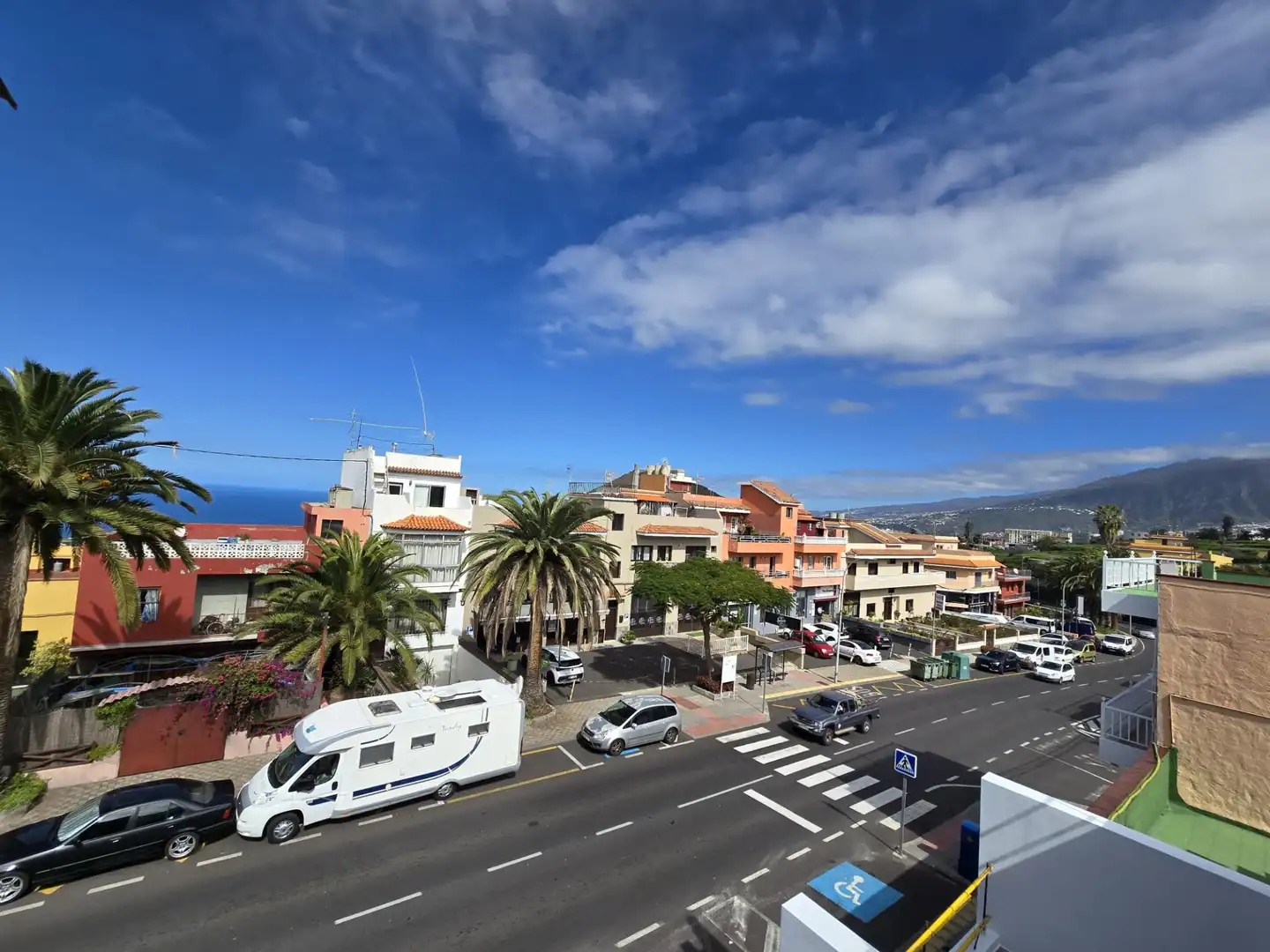 Vista exterior de Dúplex en venta en Los Realejos con Terraza y Balcón