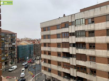 Flat for sale in Calle MIRANDA DO DOURO, 4, Centro