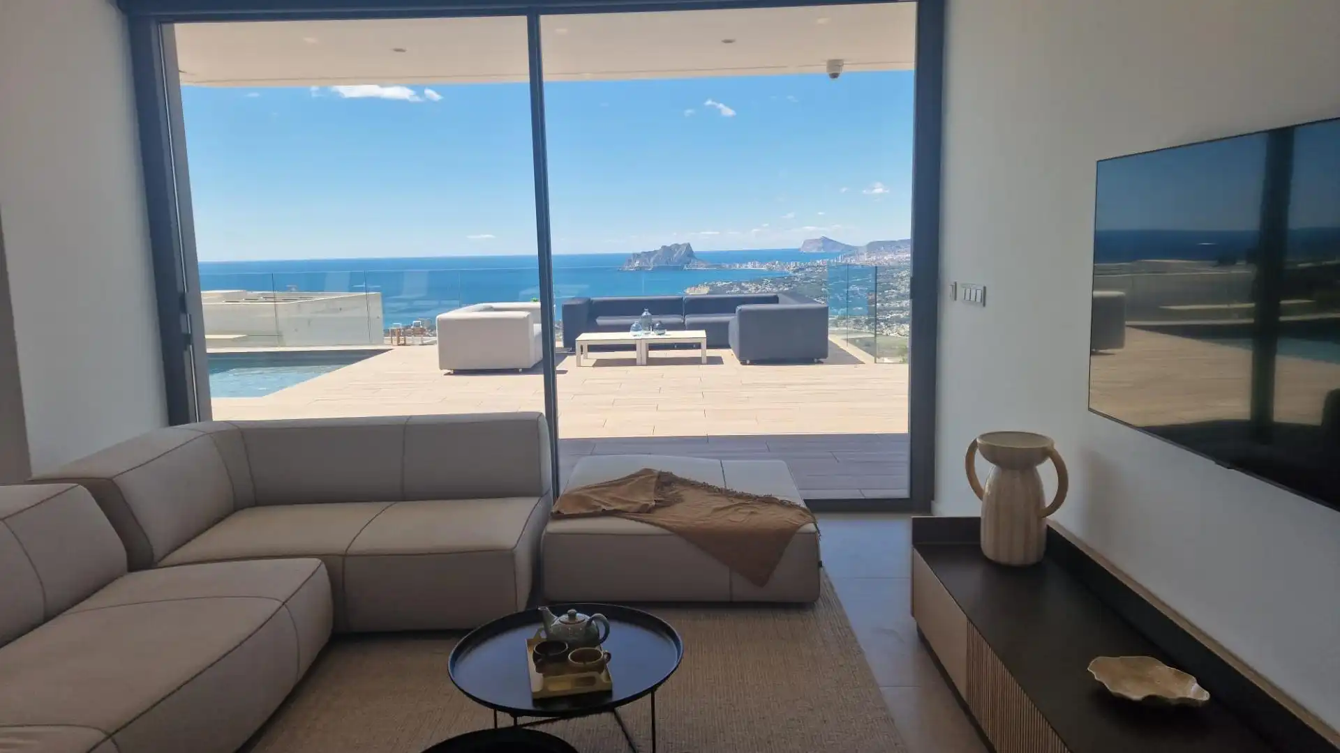 Detached house with pool for sale in Cumbre del Sol, imagen 19