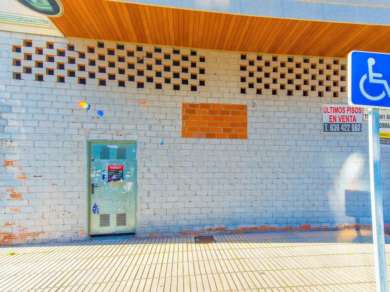 Vista exterior de Local en venda en Ames