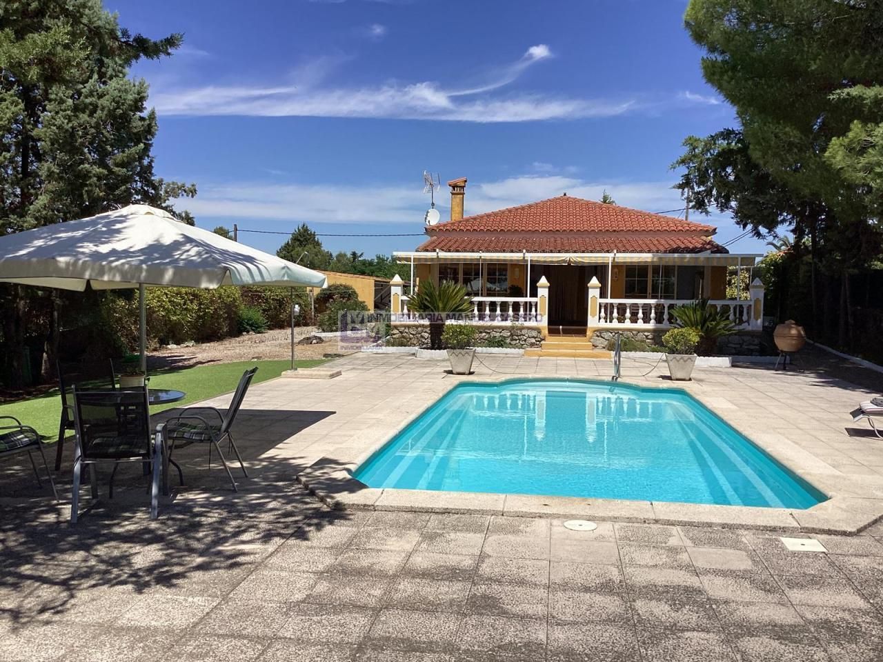 Jardí de Casa o xalet en venda en Casar de Cáceres amb Calefacció, Jardí privat i Terrassa