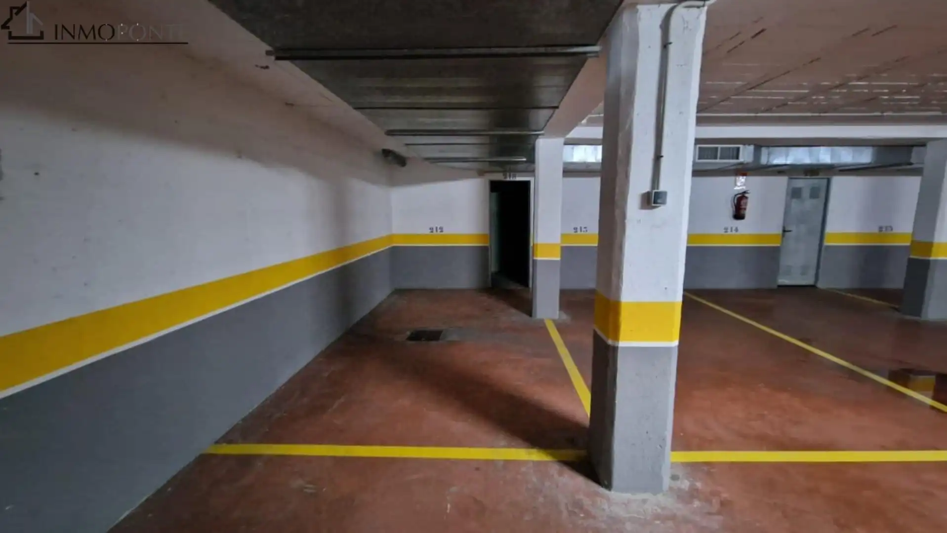 Parkplatz von Garage zur Miete in Sanxenxo