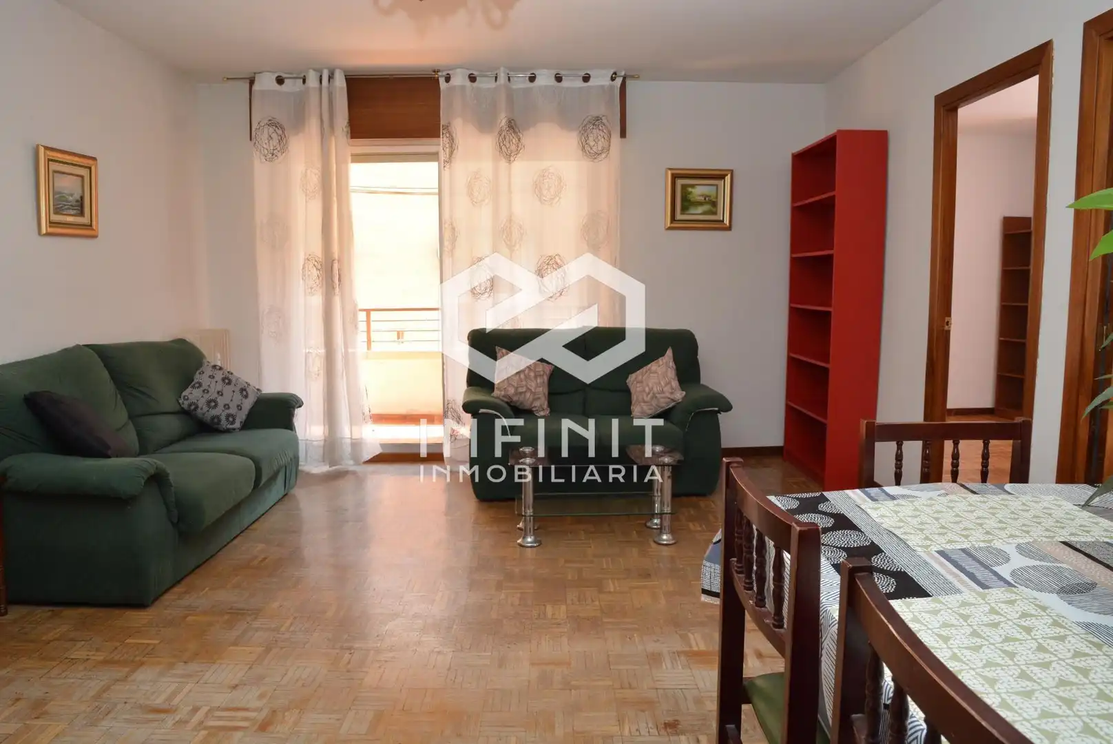 Sala d'estar de Pis en venda en Alcalá de Henares amb Calefacció i Terrassa