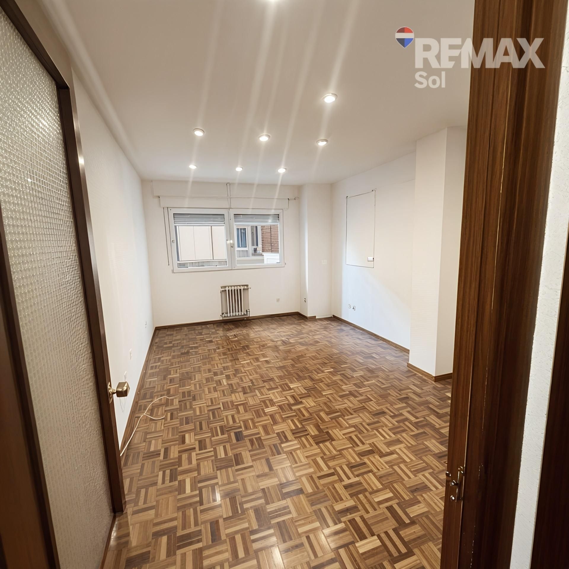 Piso en venta en Moscardó, Usera