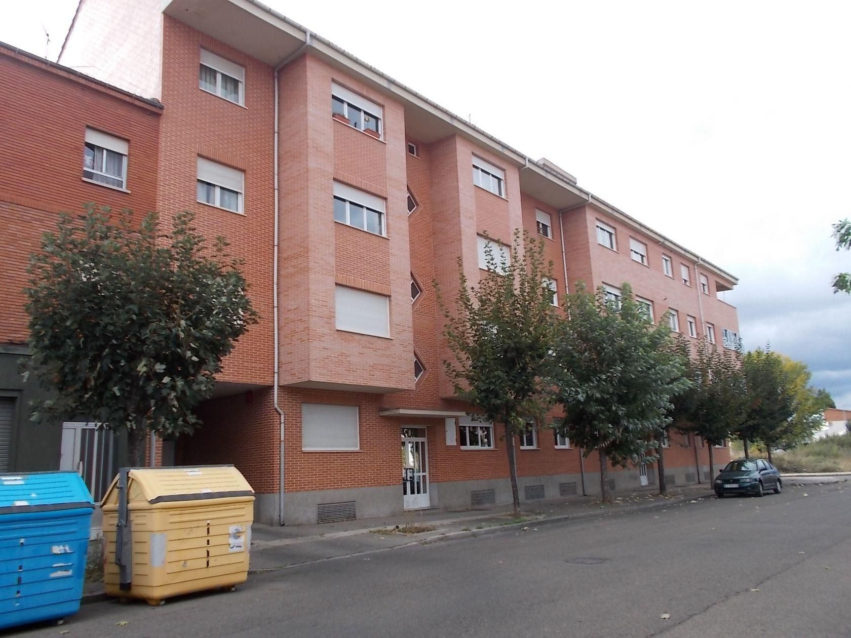 Exterior view of Garage for sale in León Capital 