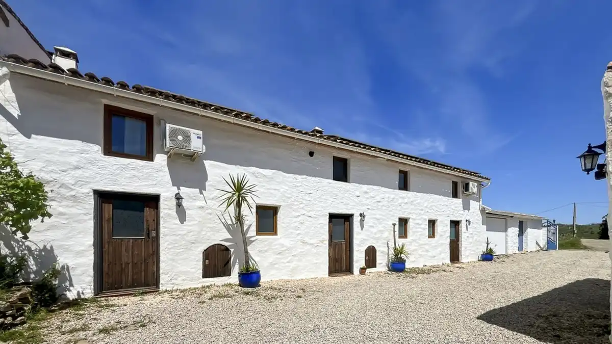 Casa rústica amb piscina en venda a Casabermeja, imagen 9