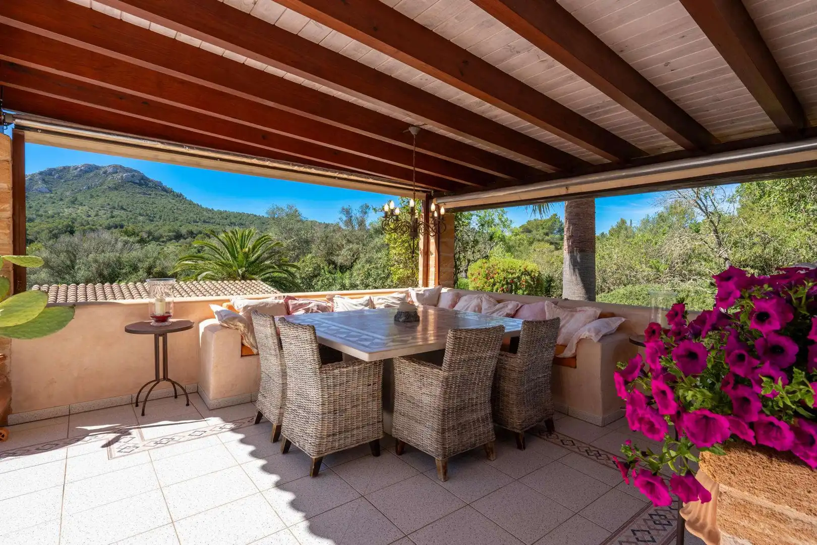 Terraza de Finca rústica en venta en Capdepera con Aire acondicionado, Calefacción y Piscina