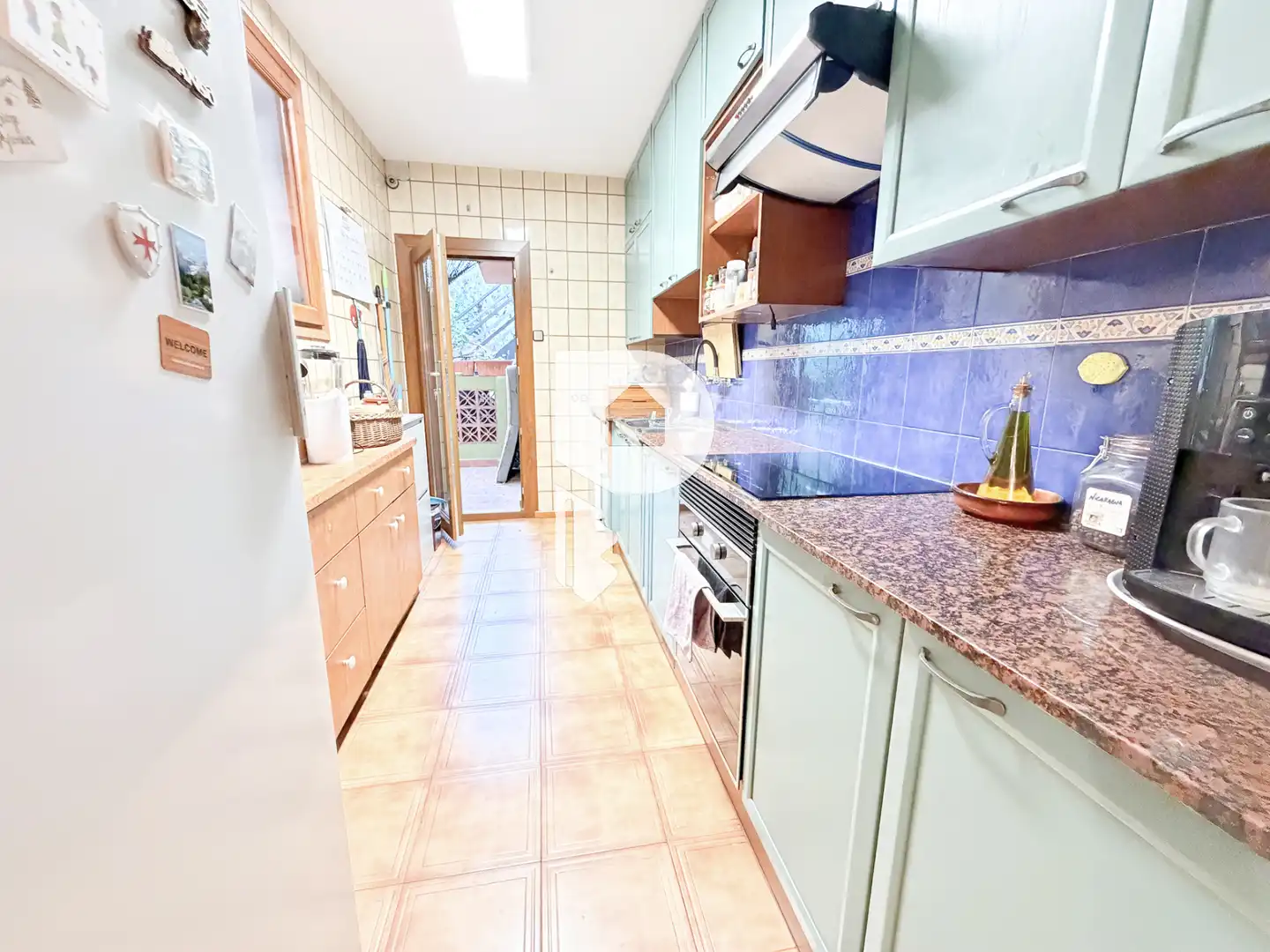 Cocina de Casa adosada en venta en Sant Vicenç Dels Horts con Aire acondicionado, Calefacción y Jardín privado