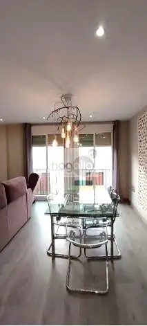 Appartamento con terrazza in affitto a Casco Antiguo, imagen 4