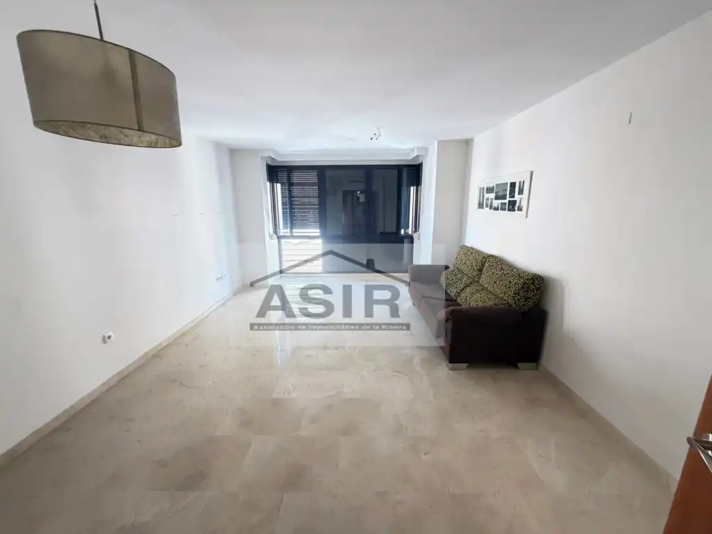 Wohnung zur Miete in Calle Cardenal Vera, Sants Patrons
