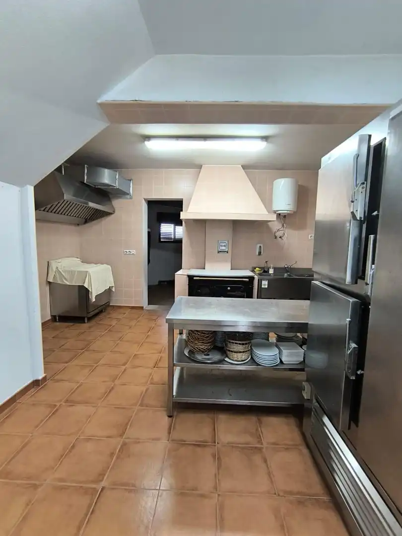 Cuina de Casa o xalet en venda en Gondomar amb Calefacció i Balcó