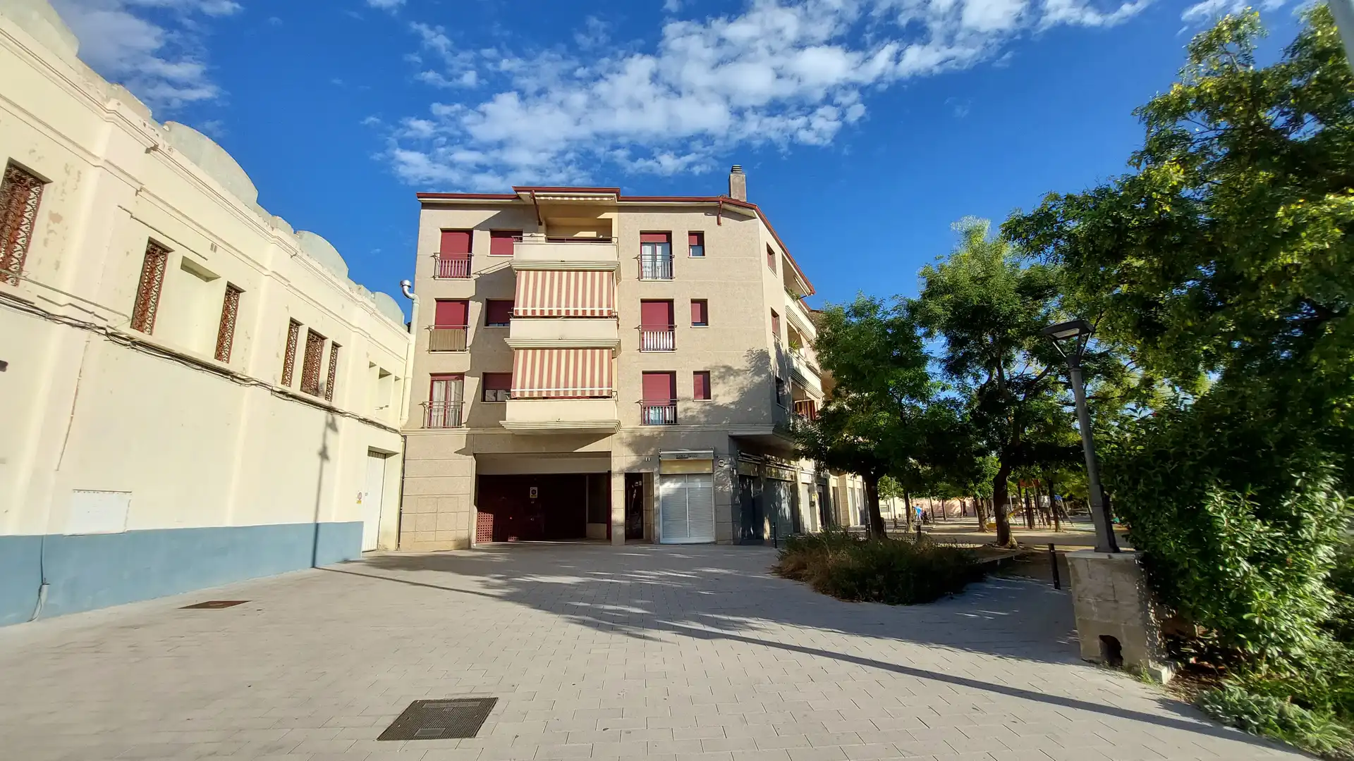 Exterior view of Garage for sale in Vilafranca del Penedès