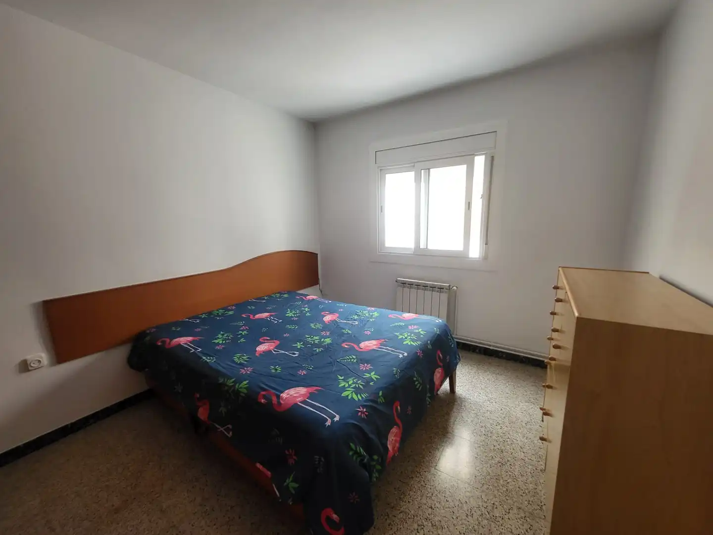 Schlafzimmer von Wohnung zum Verkauf in Pineda de Mar mit Balkon