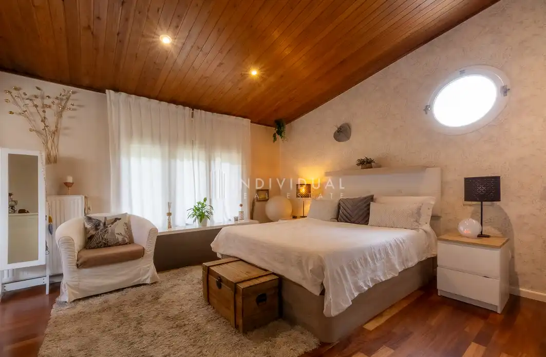Dormitori de Casa o xalet en venda en Santa Eulàlia de Ronçana amb Aire condicionat, Calefacció i Jardí privat