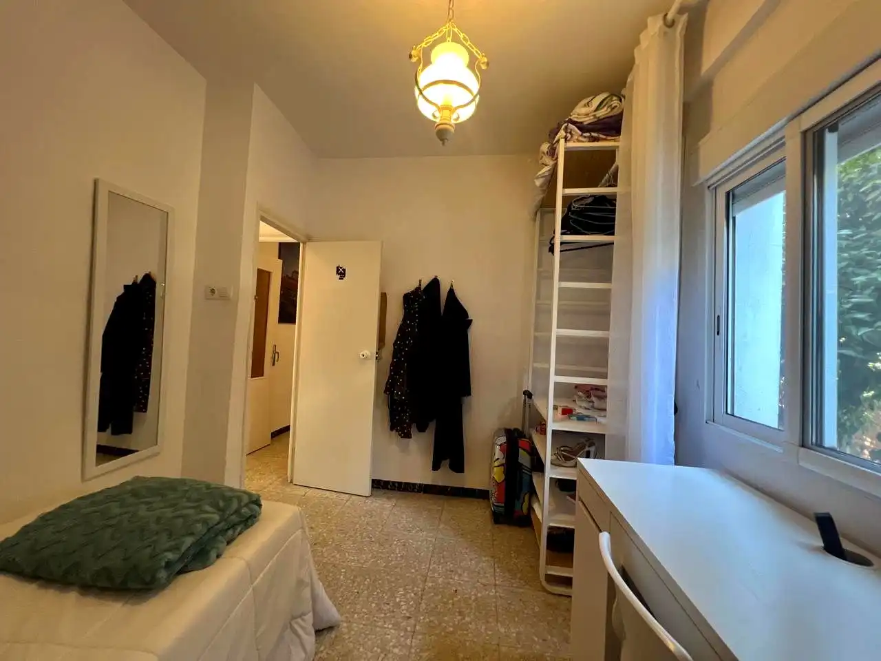 Flat for rent in Segre, El Plantinar – Avda. La Paz - El Juncal