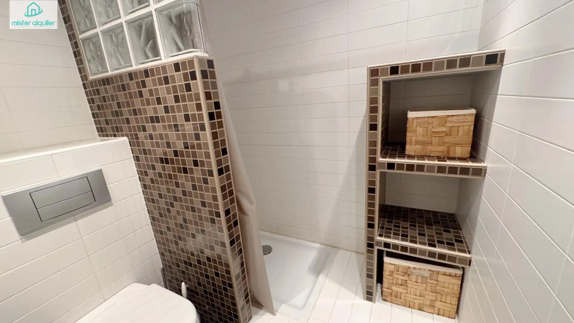 Bany de Apartament en venda en El Campello amb Aire condicionat, Calefacció i Jardí privat
