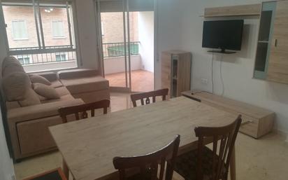 Flat to rent in Calle Pianista Rosa Sabater, Cervantes