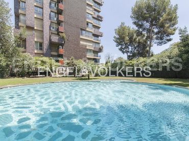 Appartamento con balcone in vendita a Les Corts