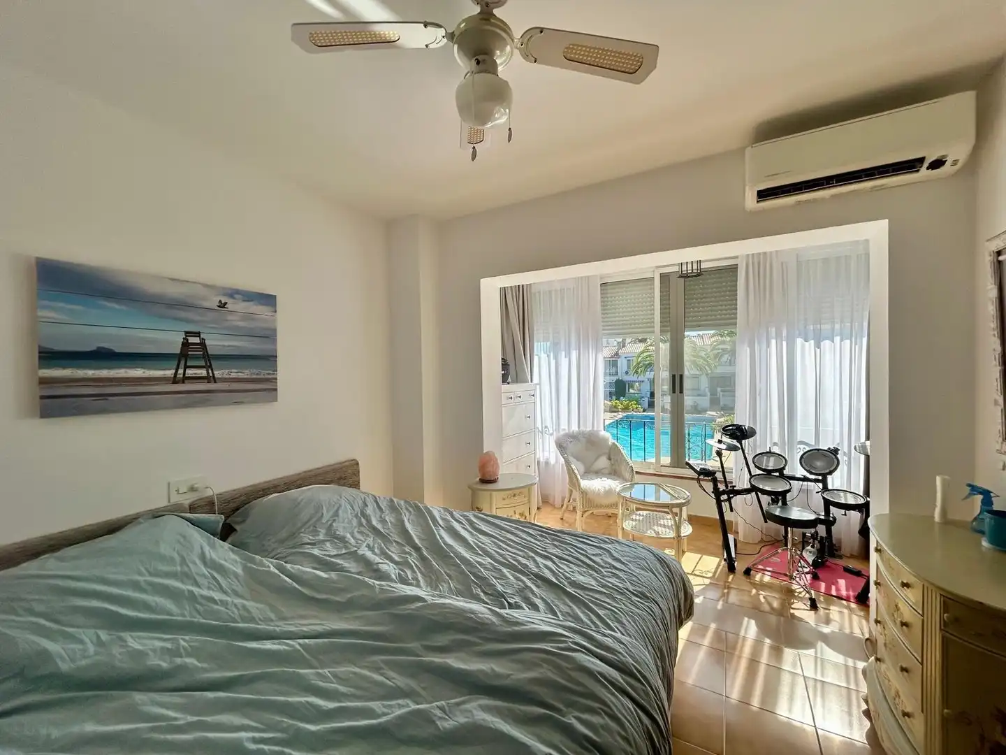 Habitación de Casa o chalet en venta en L'Alfàs del Pi con Aire acondicionado, Jardín privado y Terraza