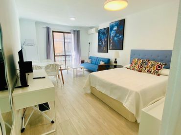 Monolocale con balcone in affitto a Calle de la Luna 8