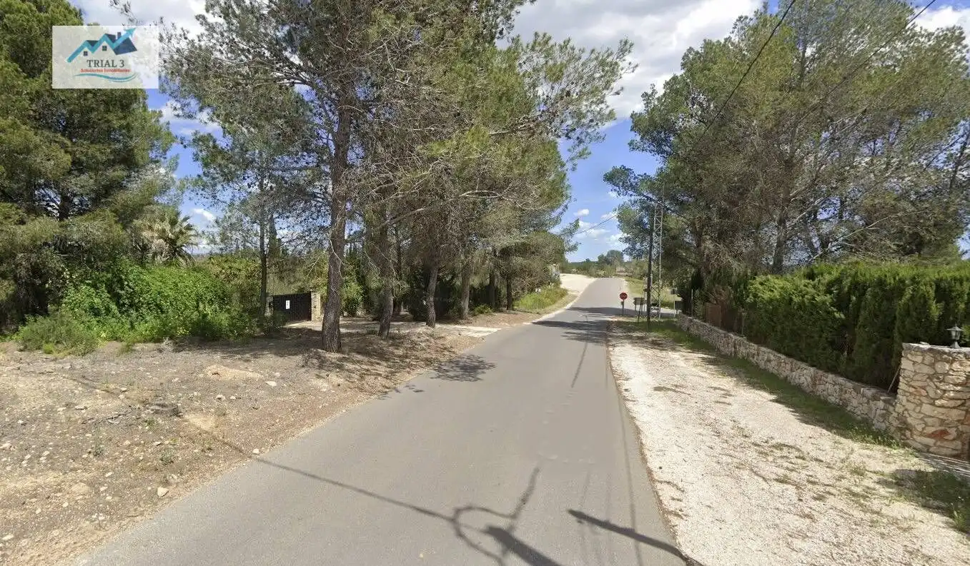 Vista exterior de Casa o chalet en venta en Navarrés con Jardín privado