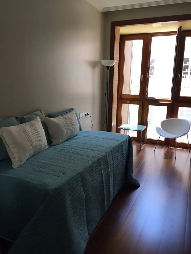 Dormitori de Pis de lloguer en Cartagena amb Aire condicionat, Calefacció i Parquet