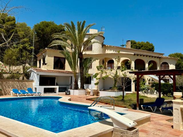 Casa-chalet en Alquiler en La Fustera