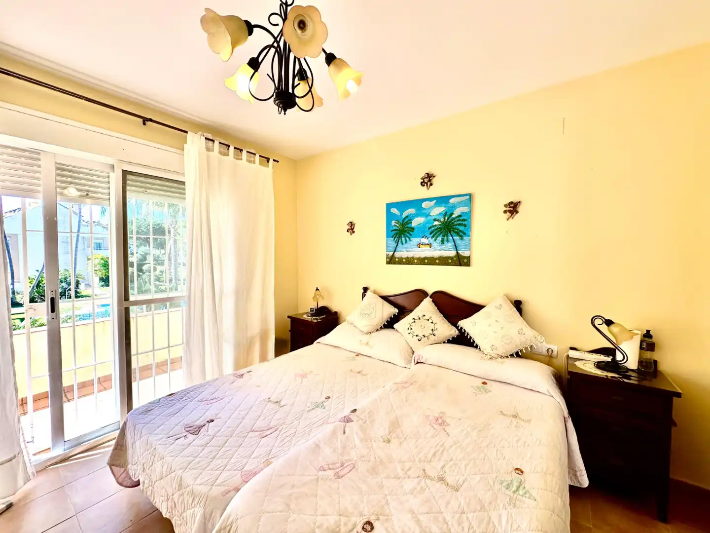 Adosado con terraza en venta en Calle Cañaveral