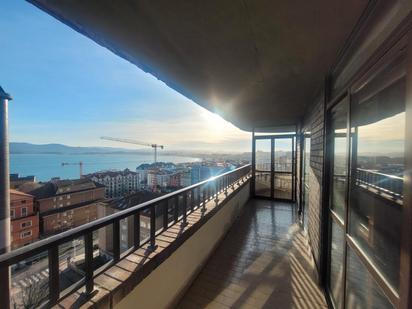 Bedroom of Flat for sale in Santander  with Heating, Parquet flooring and Terrace