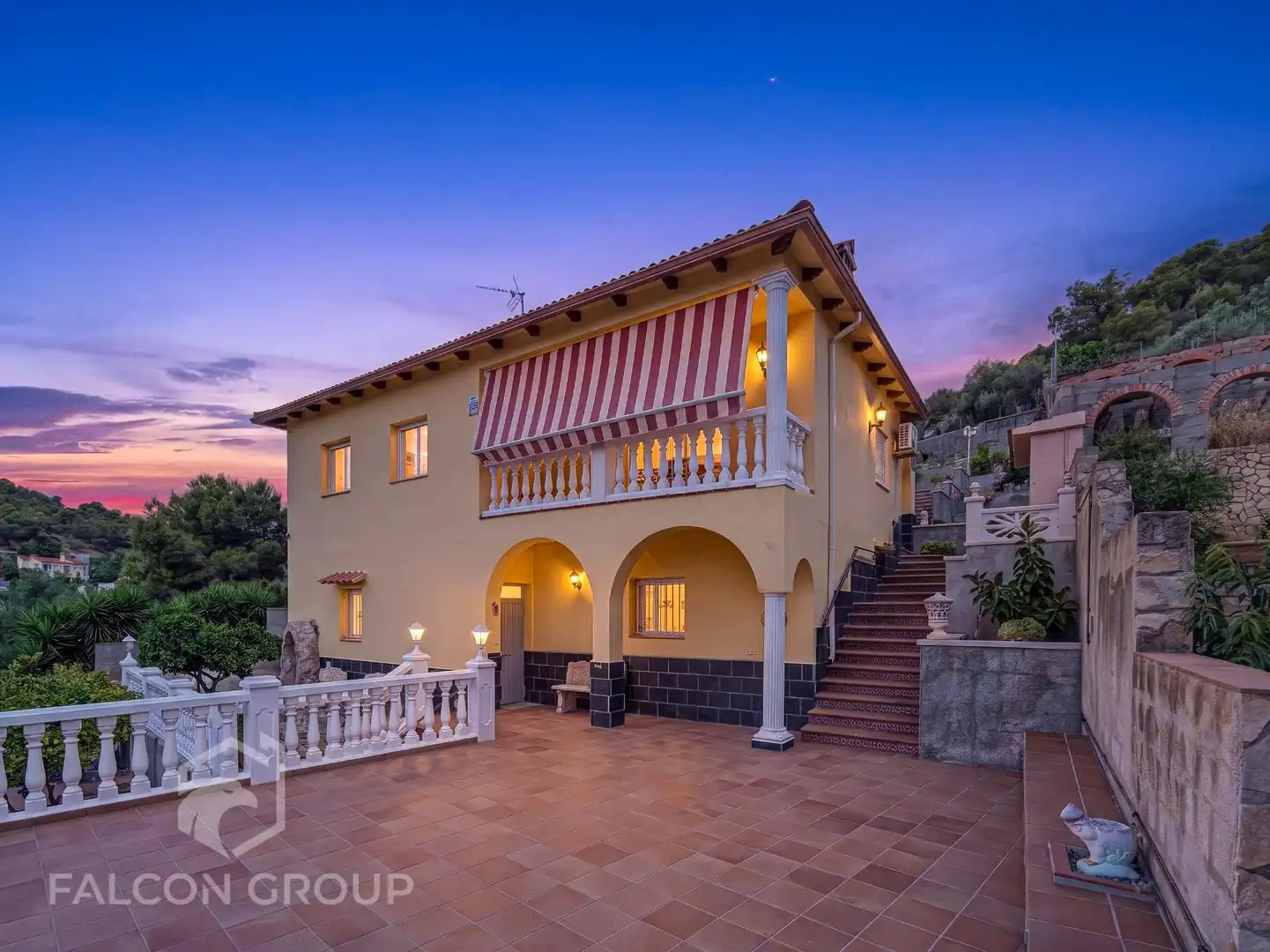 Chalet con terraza en venta en Carrer Olivo