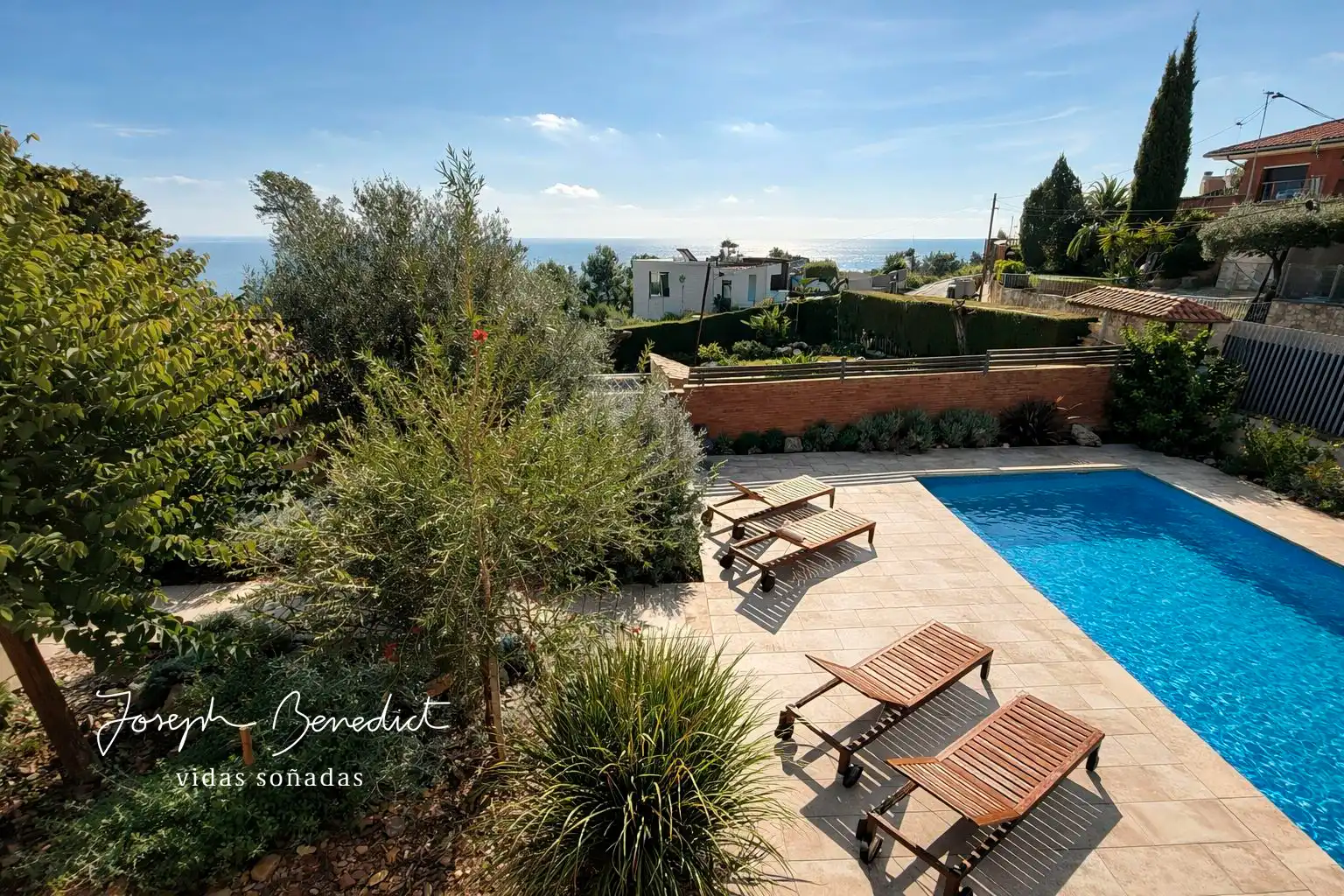 Piscina de Casa o xalet en venda en Castelldefels amb Aire condicionat, Calefacció i Jardí privat
