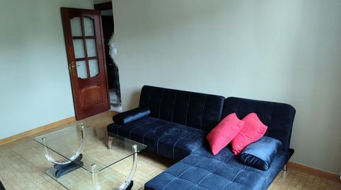 Foto 2 de Piso en venta en Calle Calle Luis Suárez Ximielga, Viella - Granda - Meres, Siero