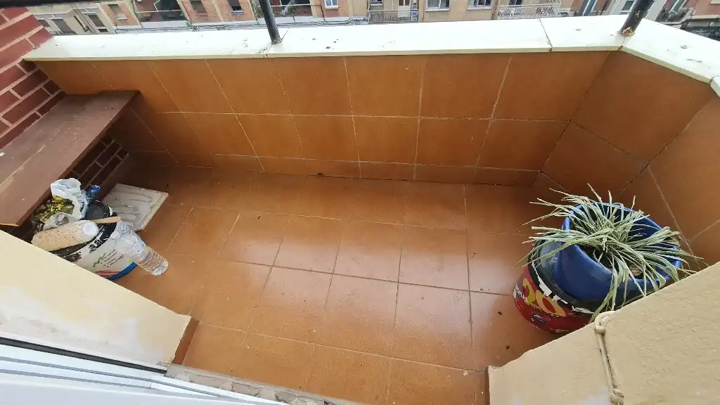 Terraza de Piso en venta en  Logroño con Amueblado y Balcón