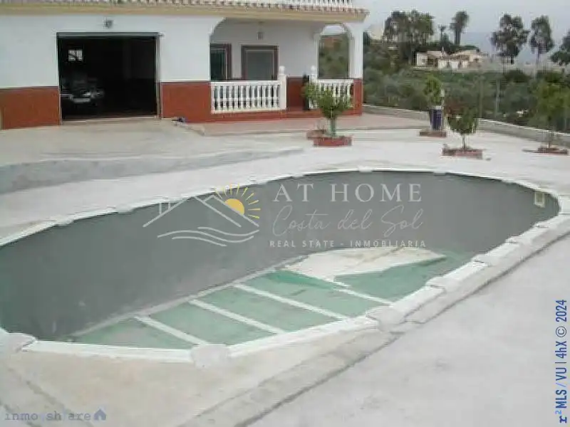 Casa rústica con piscina en venta en Almayate, imagen 49