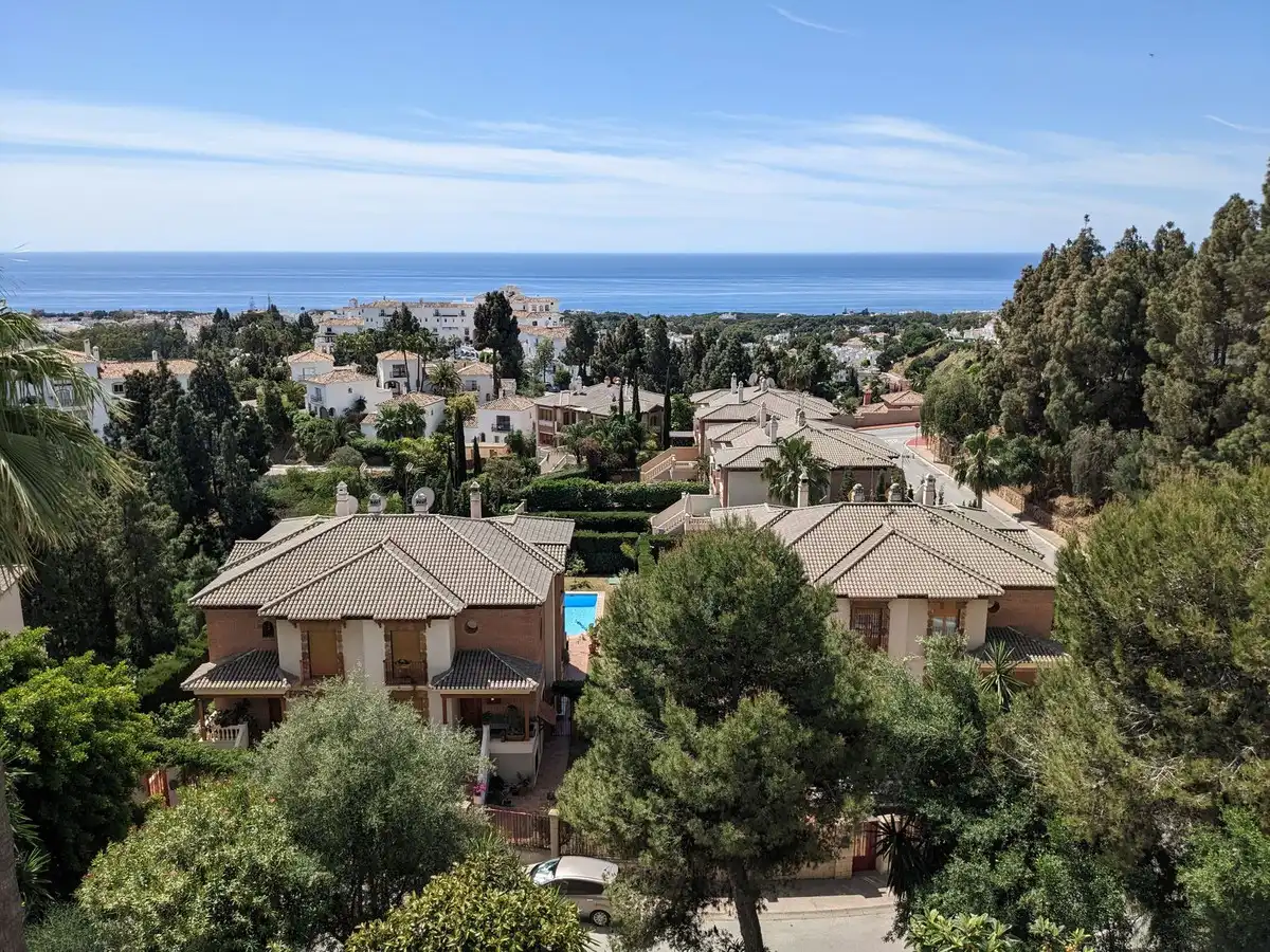 Vista exterior de Ático en venta en Mijas con Aire acondicionado, Calefacción y Terraza