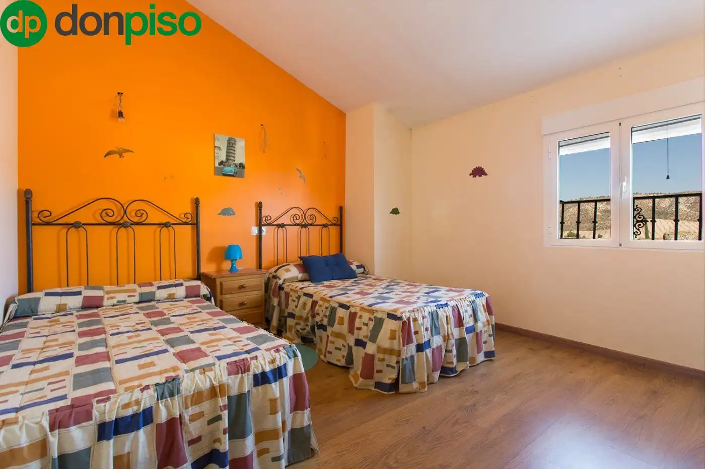 Habitación de Casa o chalet en venta en Alamedilla con Parquet y Terraza