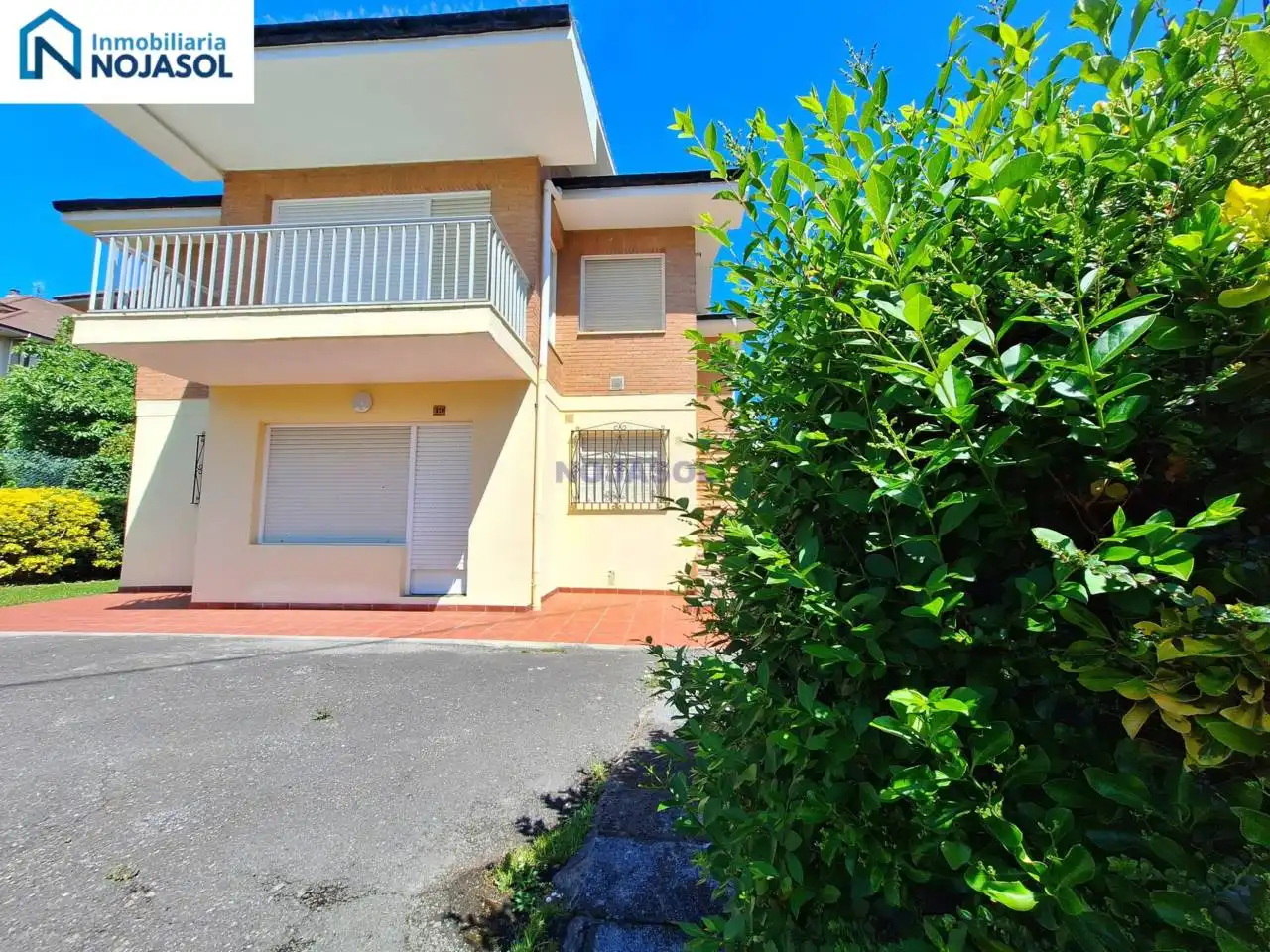Casa en venta en Calle LA COSTA