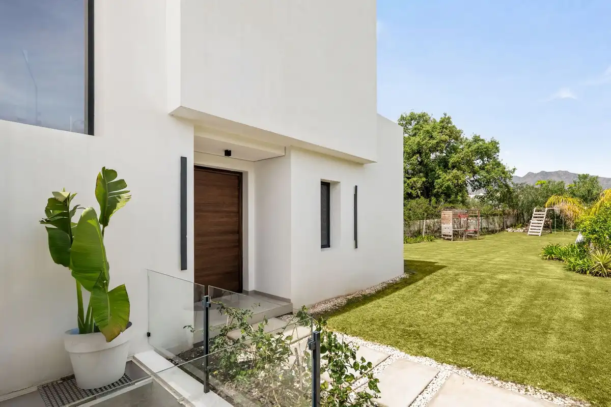 Detached house with pool for sale in Valtocado - La Alquería - La Atalaya, imagen 4