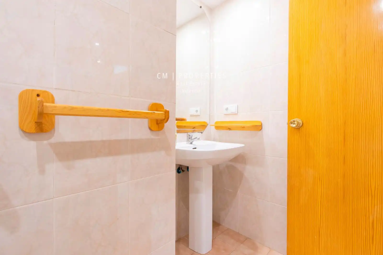 Bathroom of Flat for rent in Alboraya  with Air Conditioner, Heating and Terrace