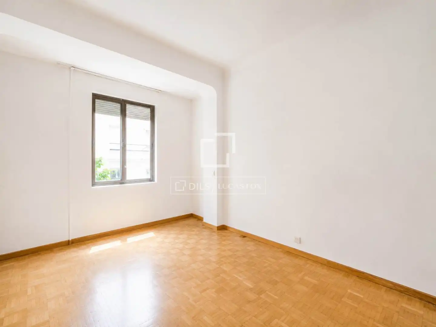 Habitación de Piso en venta en Madrid con Aire acondicionado, Calefacción y Terraza