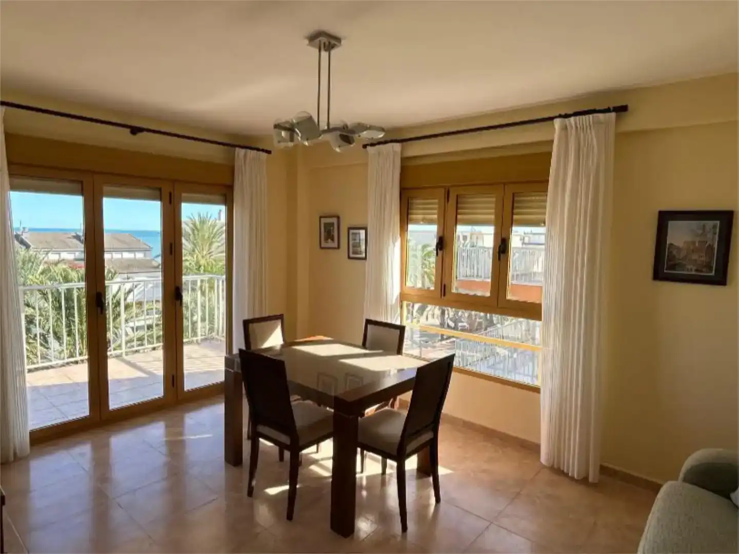 Menjador de Apartament de lloguer en Tavernes de la Valldigna