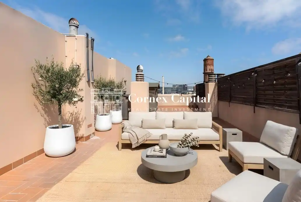 Terrassa de Dúplex en venda en Barcelona amb Aire condicionat, Calefacció i Jardí privat
