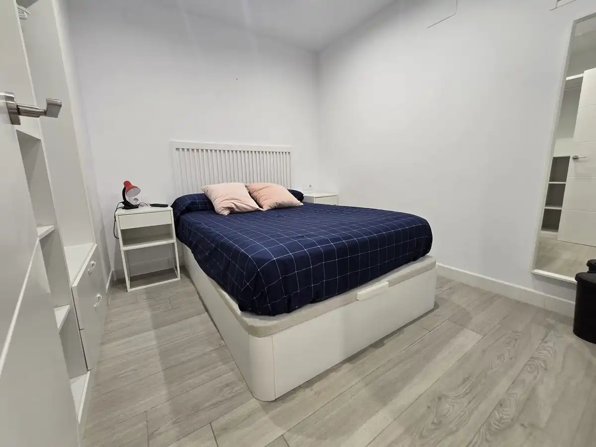 Habitación de Apartamento en venta en Fuengirola con Aire acondicionado, Calefacción y Amueblado