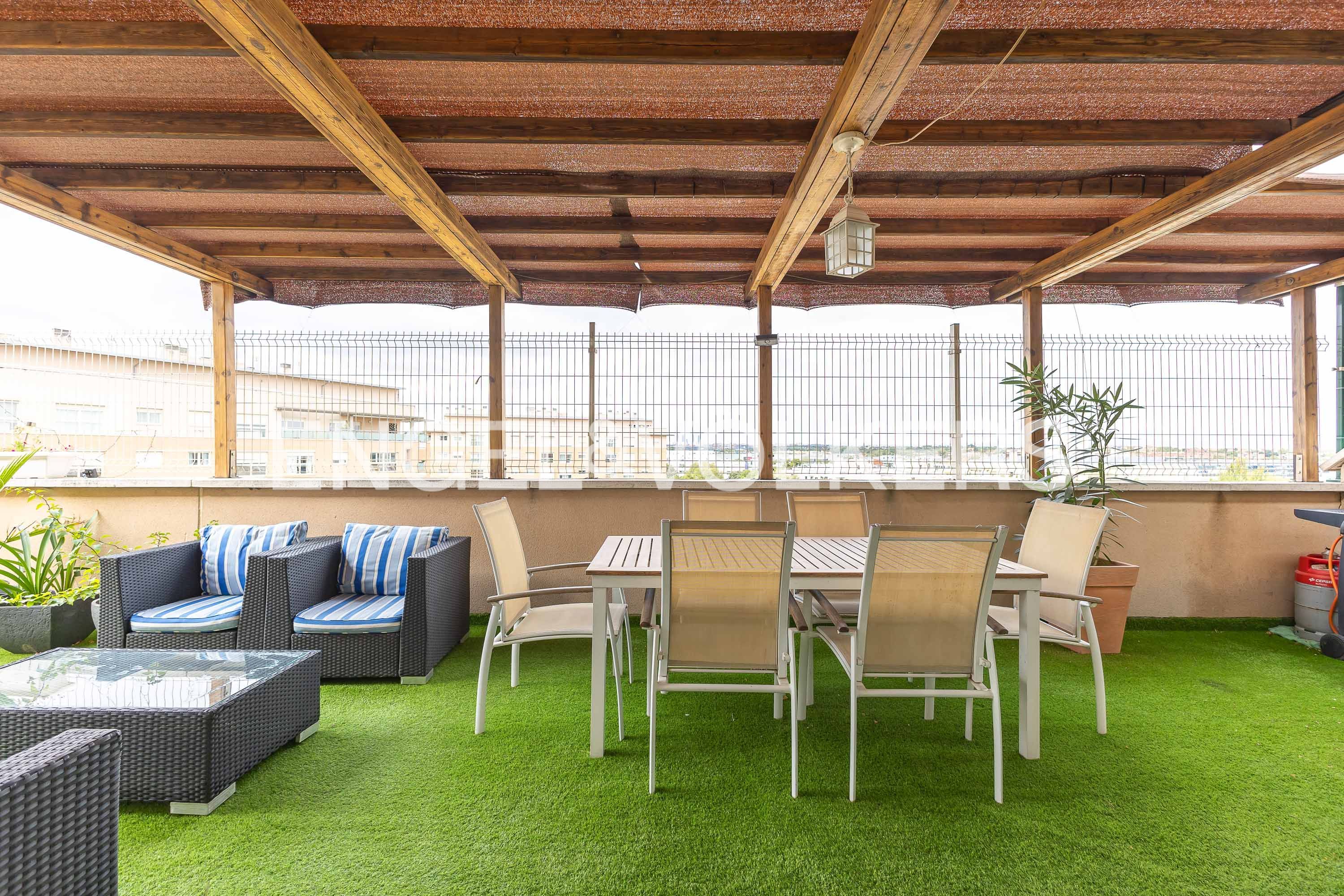 Terrassa de Àtic en venda en  Madrid Capital amb Calefacció, Terrassa i Piscina