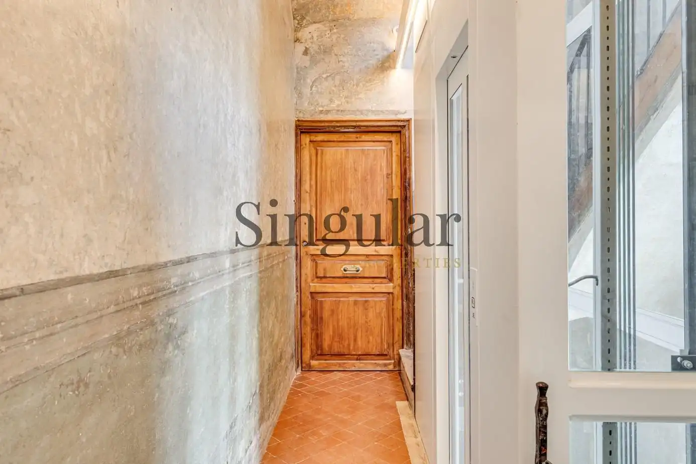 Dúplex en venta en Barcelona con Calefacción, Terraza y Trastero