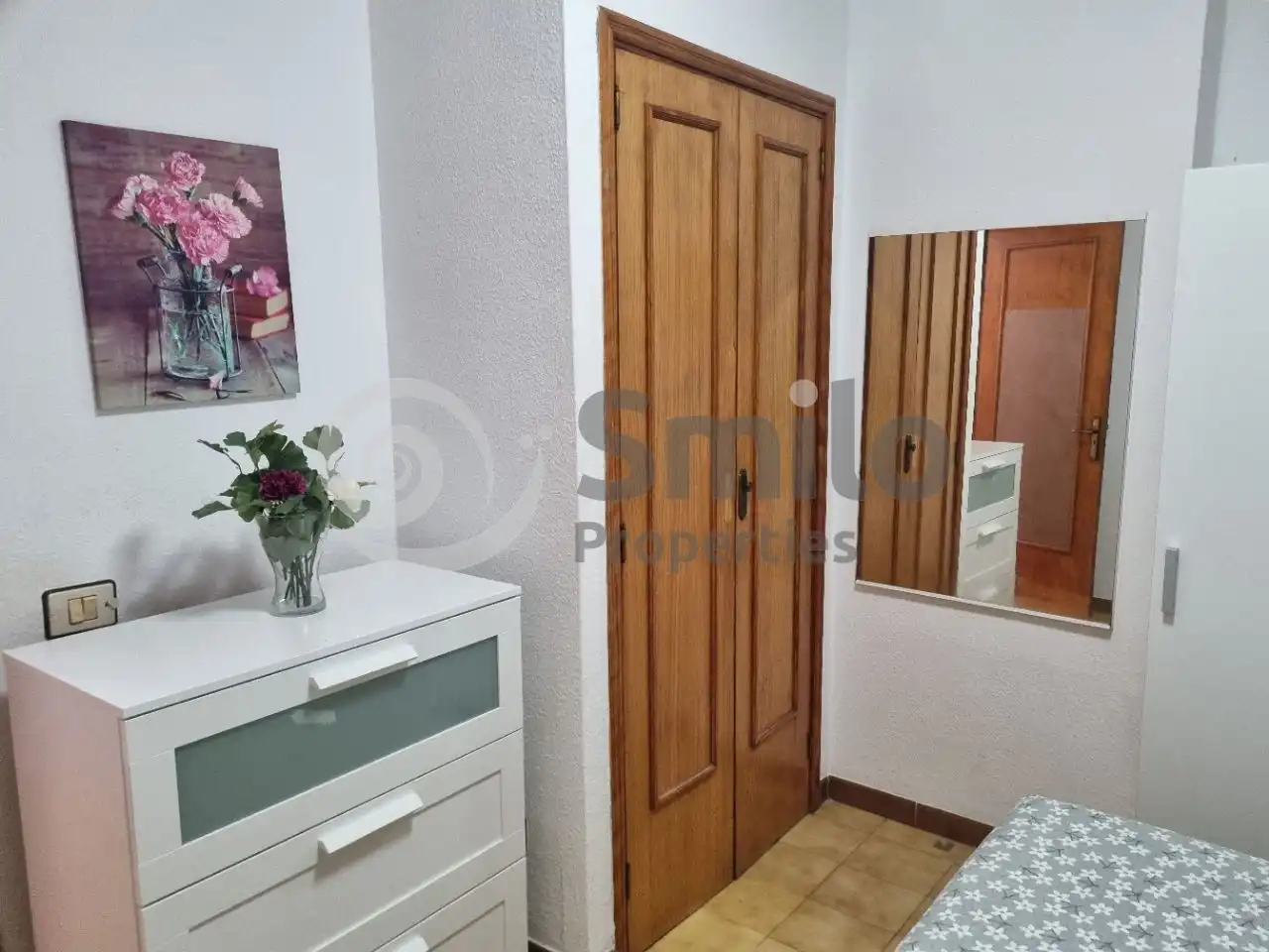 Schlafzimmer von Erdgeschoss zur Miete in Arona mit Möbliert und Gemeinschaftspool