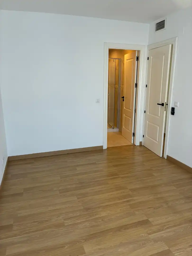 Habitación de Apartamento de alquiler en Jávea / Xàbia con Aire acondicionado, Calefacción y Jardín privado