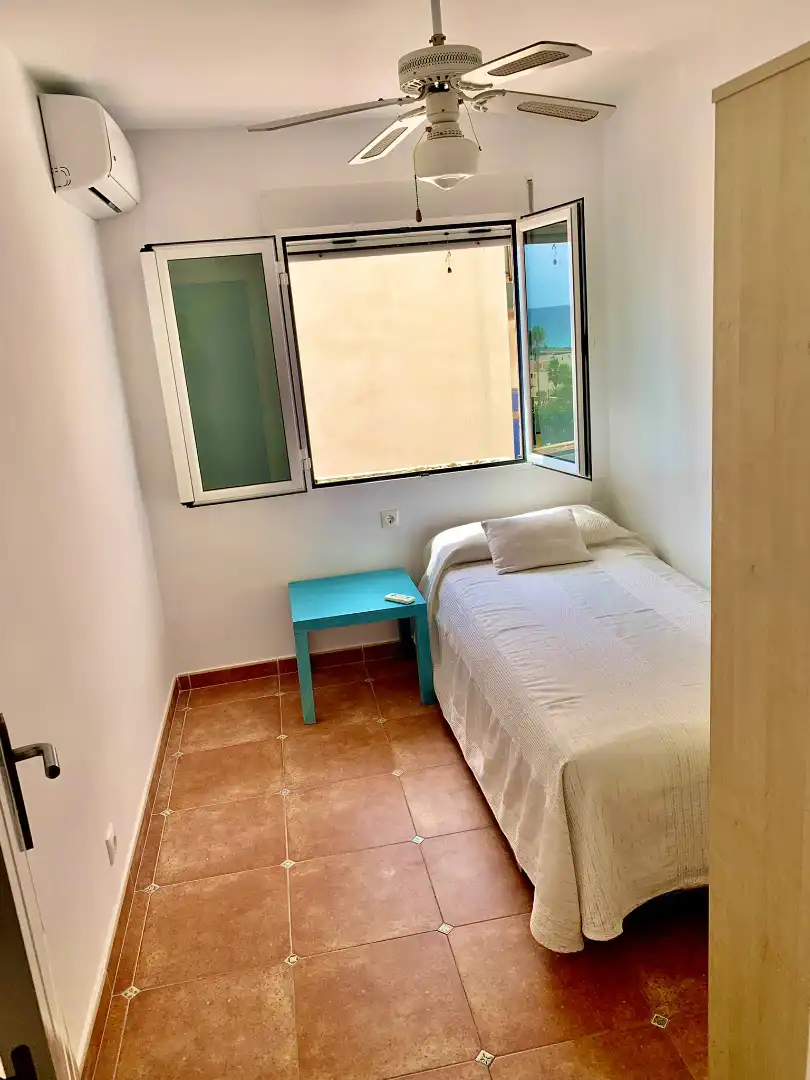 Dormitori de Apartament de lloguer en Mojácar amb Aire condicionat, Calefacció i Terrassa