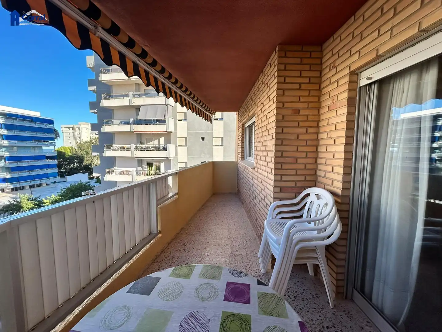 Apartamento con terraza en venta en Playa de Gandia