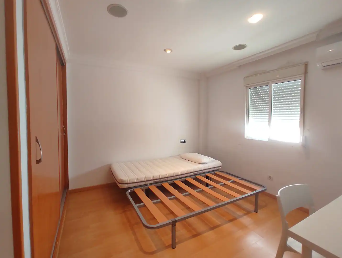 Schlafzimmer von Wohnung zur Miete in Málaga mit Klimaanlage, Möbliert und Waschmaschine